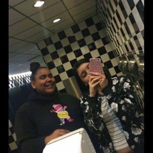 Meet your Posher, Jade